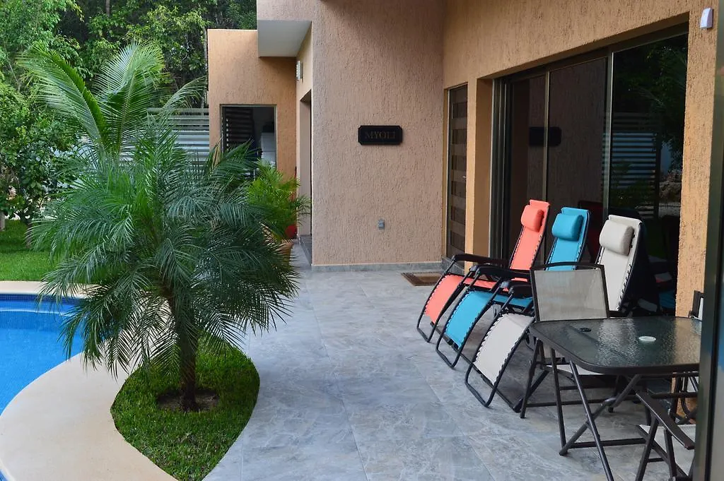 Myoli B&B. Playa Del Carmen, Mexico