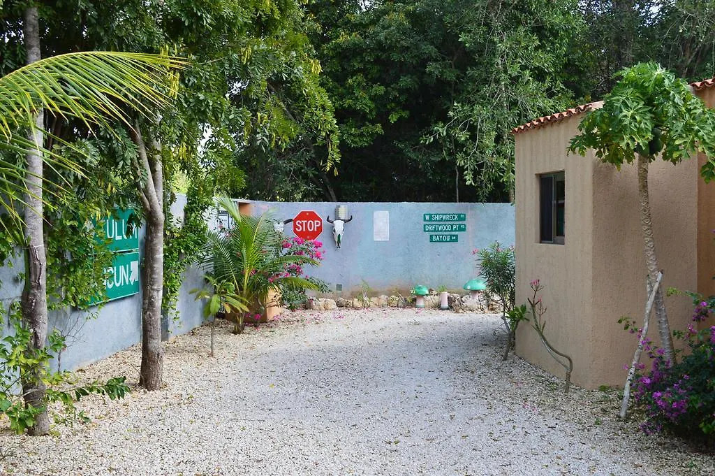 Myoli B&B. Playa del Carmen, México 2*,  Meksika